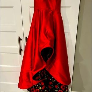 Ieena for Mac Duggal. Size 14. Never worn.